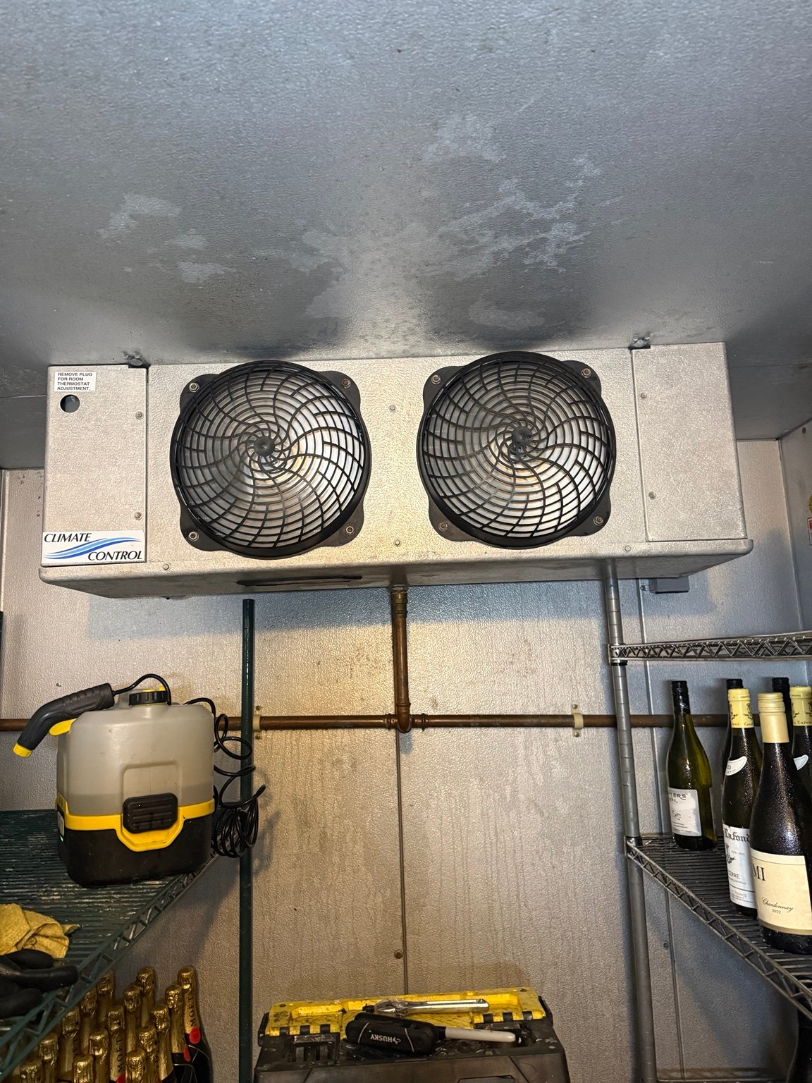 Walk in cooler evaporator